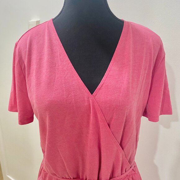 Elegant Pink Wrap Dress - Picture 3 of 10